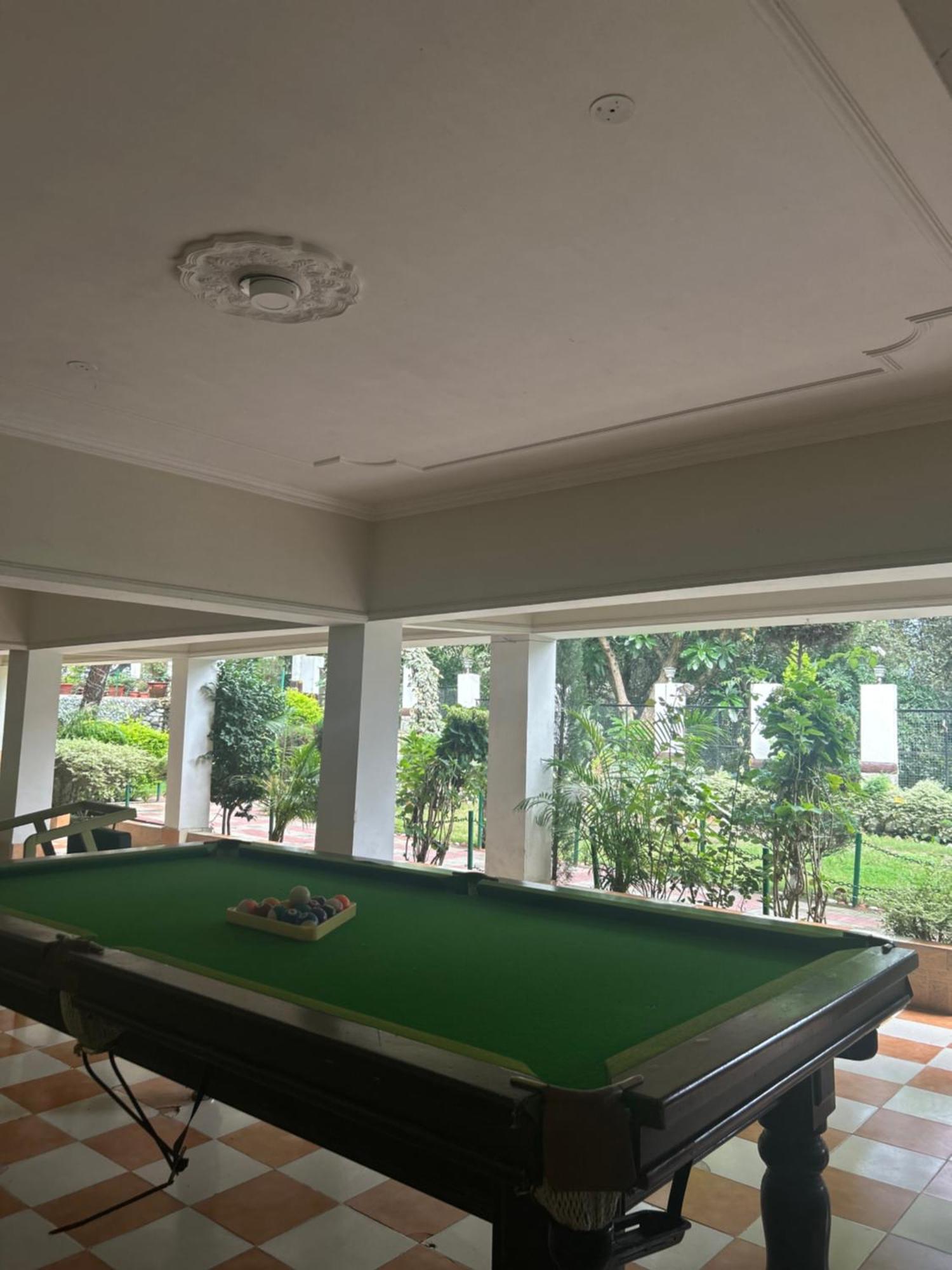 Hotel Maya Regency Bhimtal Exterior photo